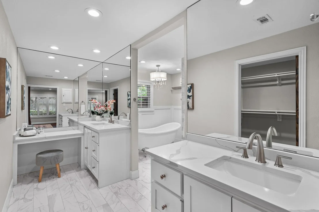 Photo of 4432 Willow Lane