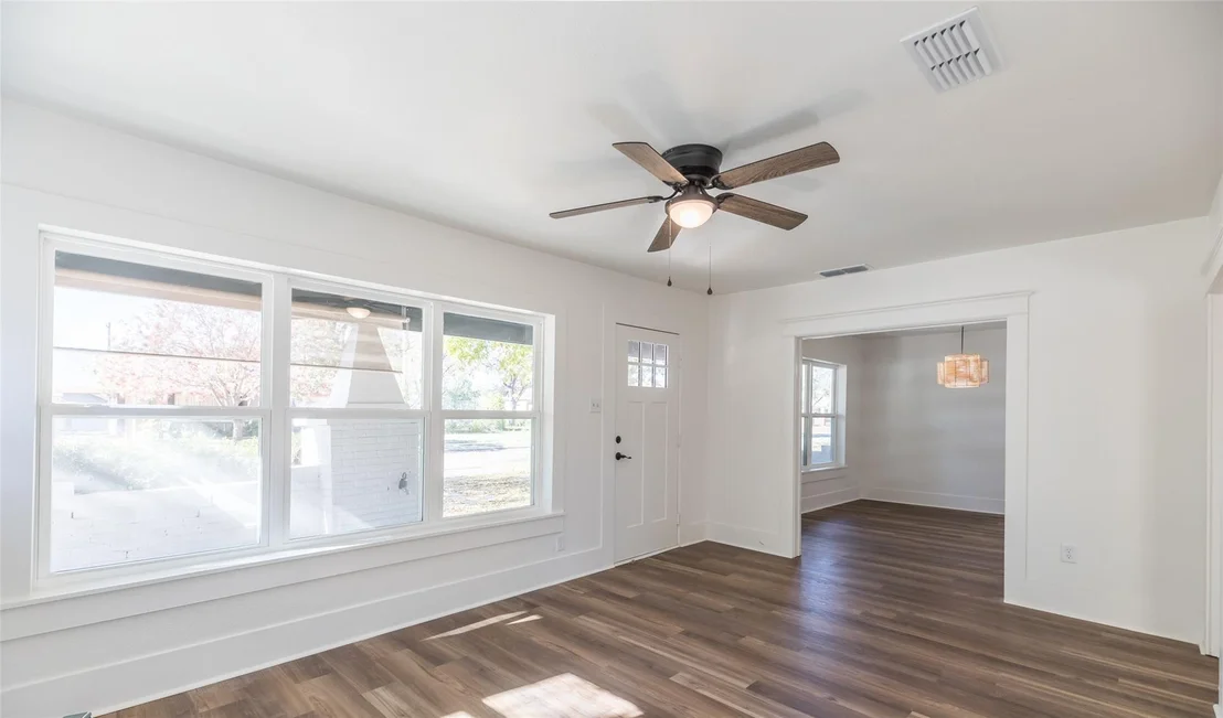 Photo of 1325 Highland Avenue