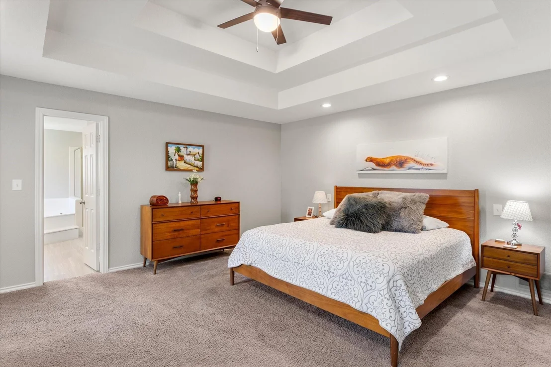 Photo of 10612 Live Oak Drive