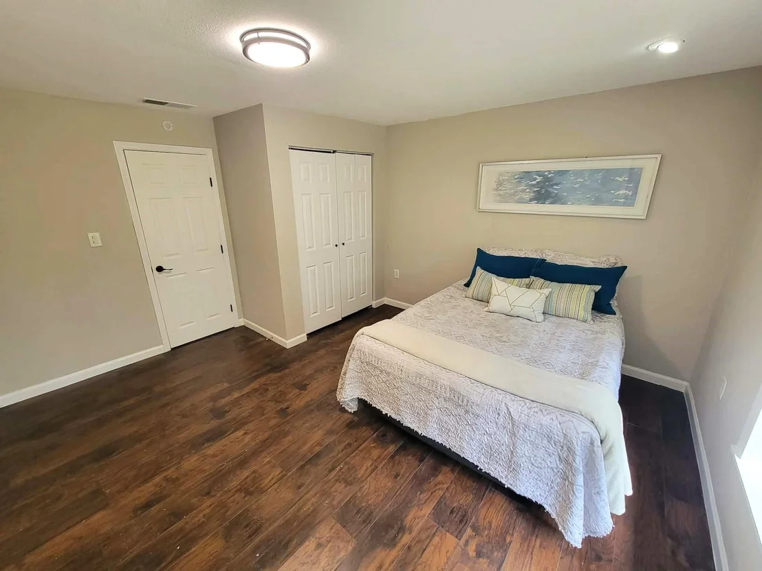 Photo of 103 W Cayuga Drive
