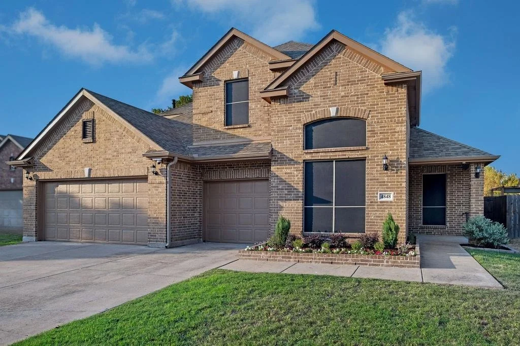 Photo of 4848 Monarch Drive