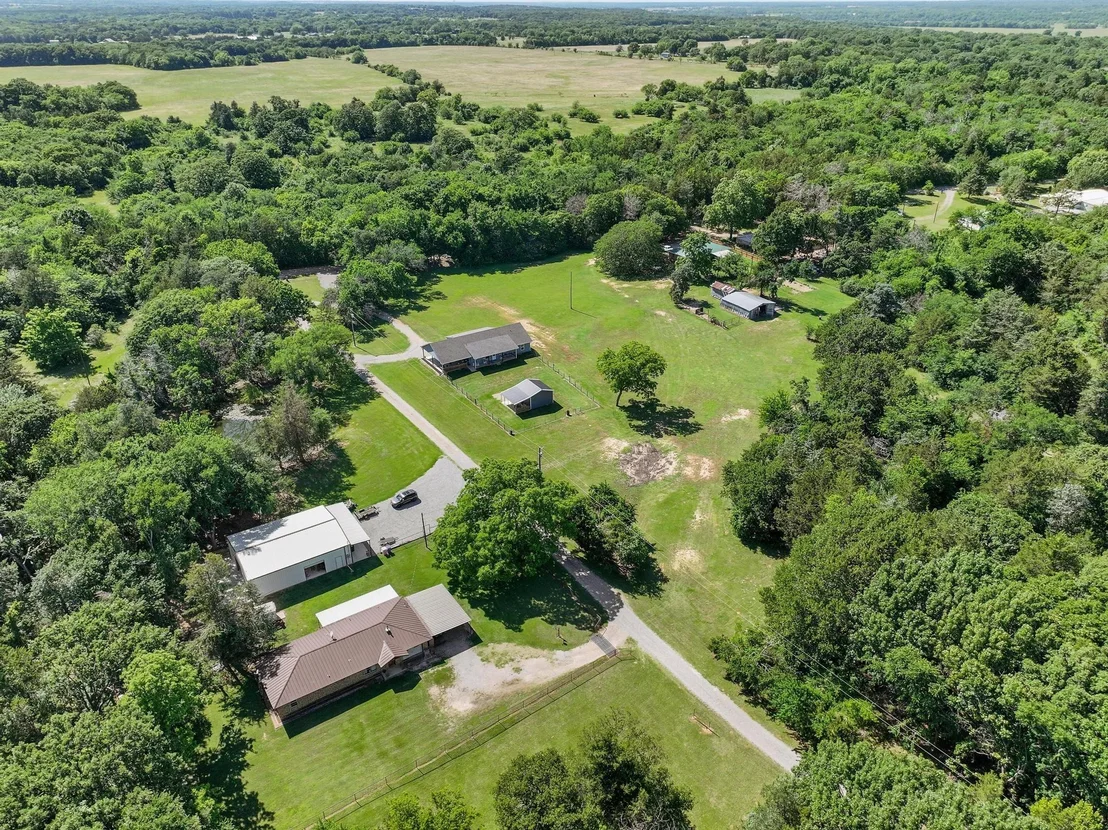 Photo of 2658 Oak Ridge Road