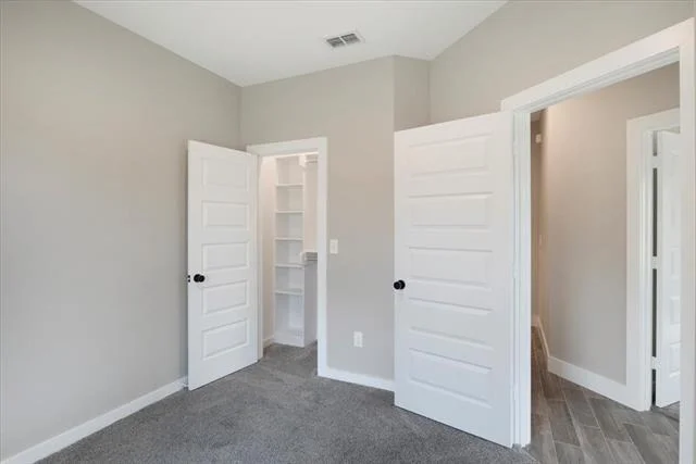 Photo of 16226 Crossing Circle
