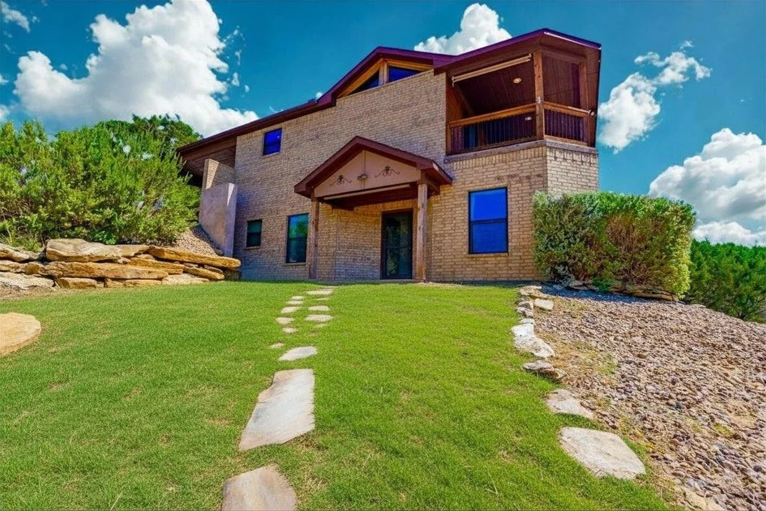 Photo of 1636 Sawtooth Mountain Road