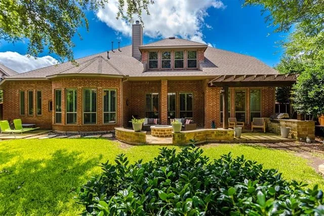 Photo of 7820 Linksview Drive