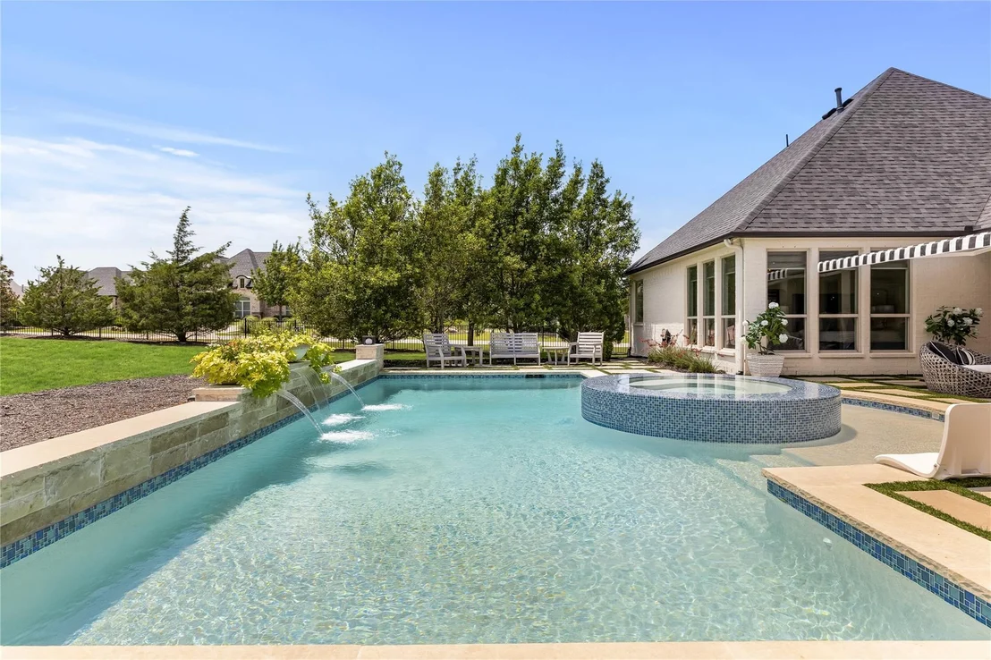 Photo of 2120 Meadow View Drive