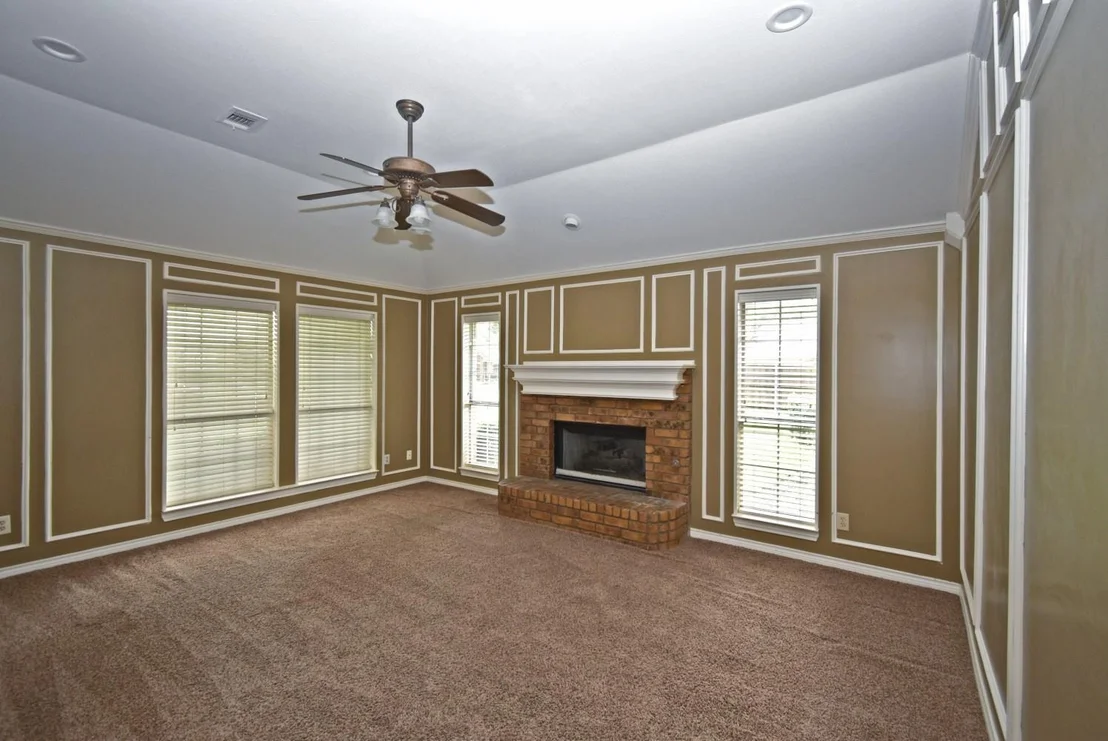 Photo of 2902 Live Oak Drive