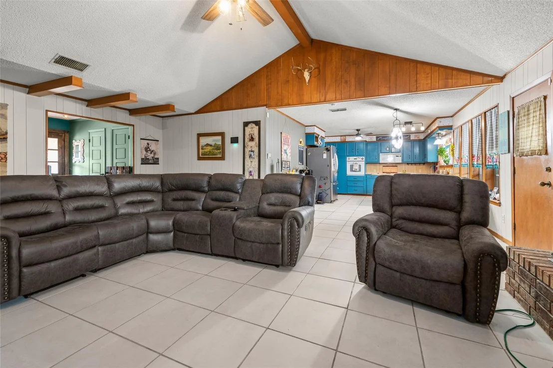 Photo of 1017 Chriswood Drive