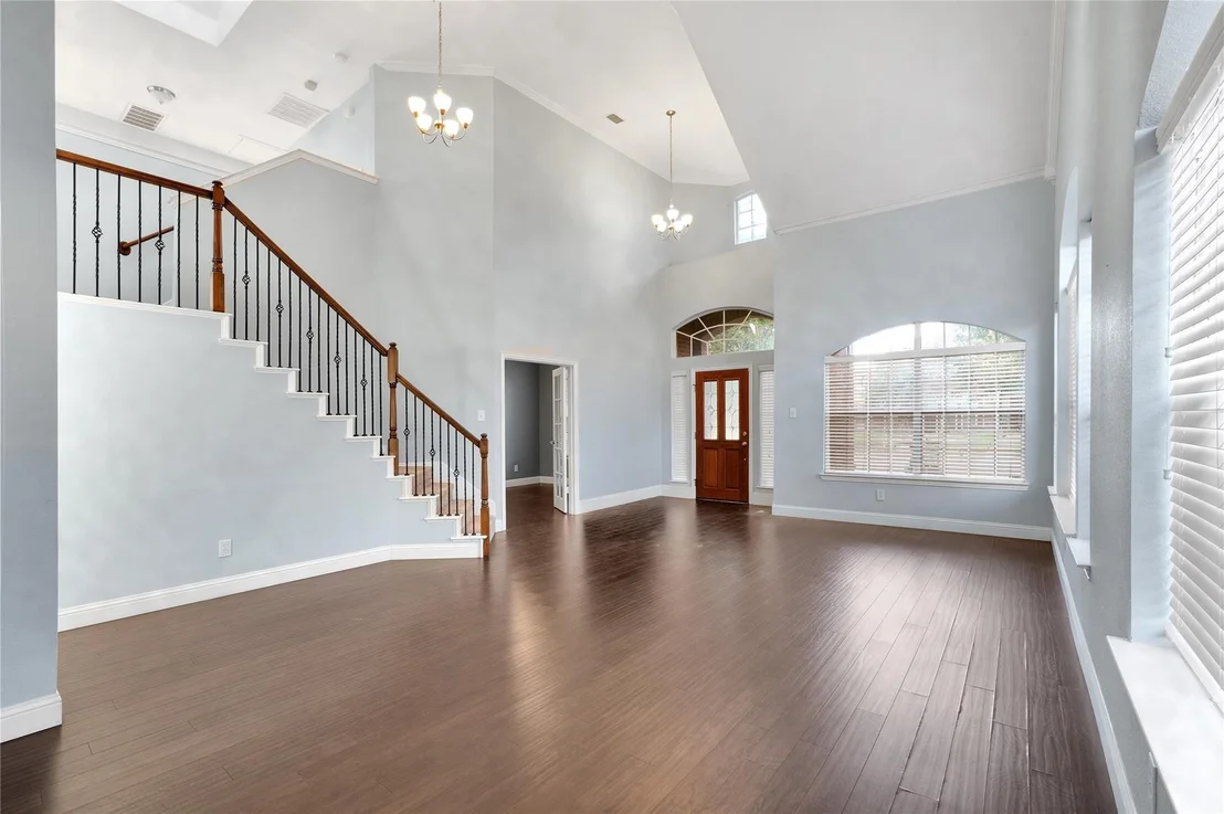 Photo of 2106 Hillside Drive
