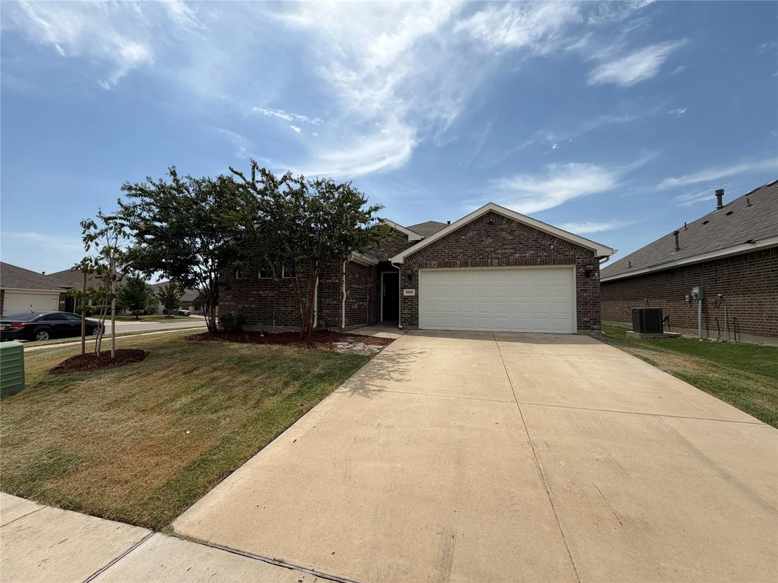 Photo of 8956 Devonshire Drive