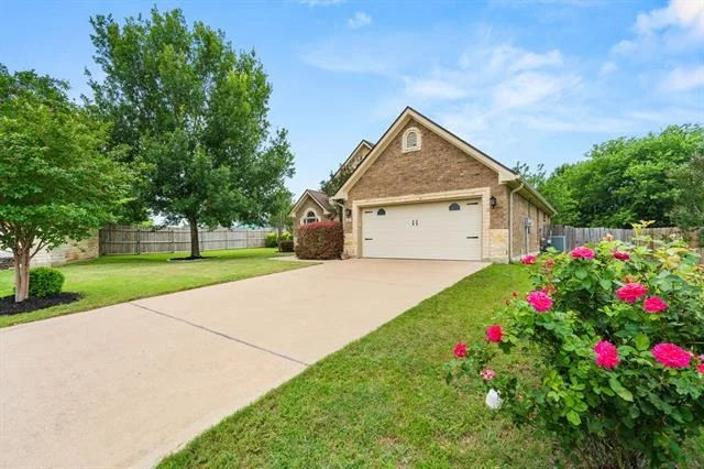Photo of 806 Marshall Drive