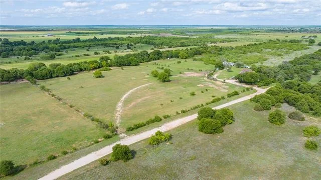 Photo of 8780 Private Road 2412