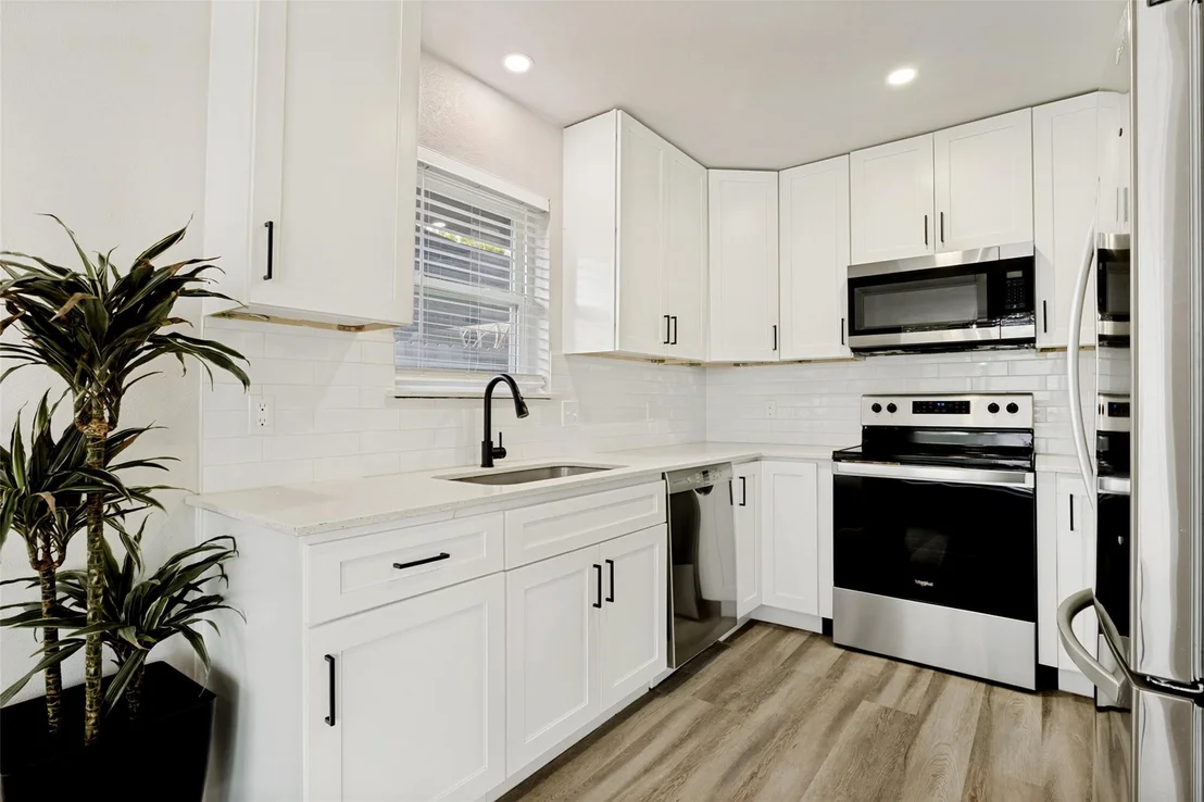 Photo of 7114 Timberline Drive