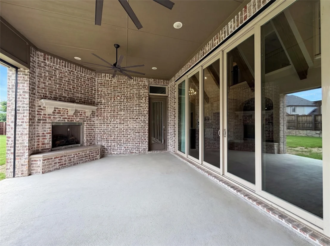 Photo of 820 Hawk Wood Lane