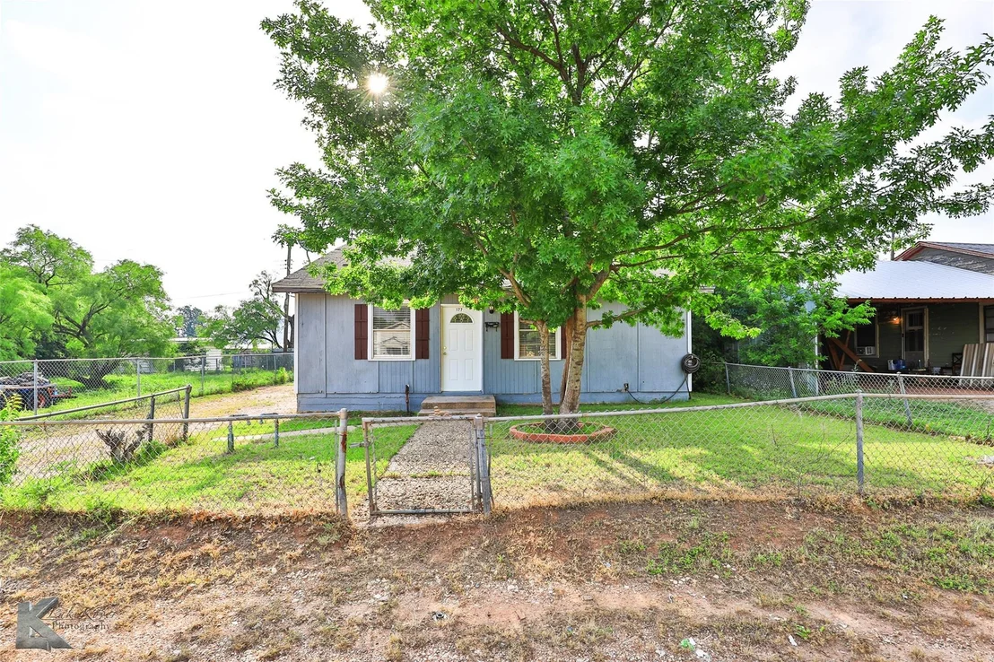 Photo of 177 Maxwell Drive