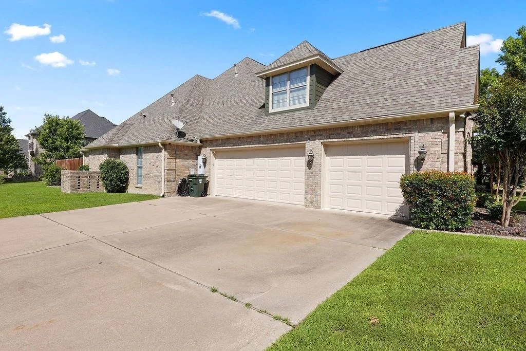 Photo of 2322 Kingsmill Circle
