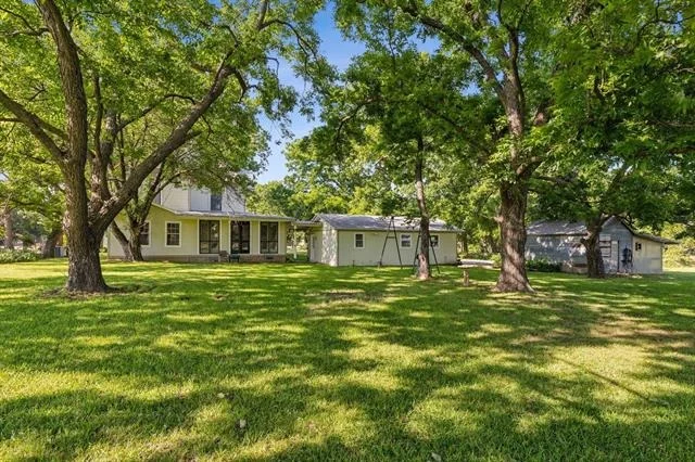 Photo of 405 W Clifton Street