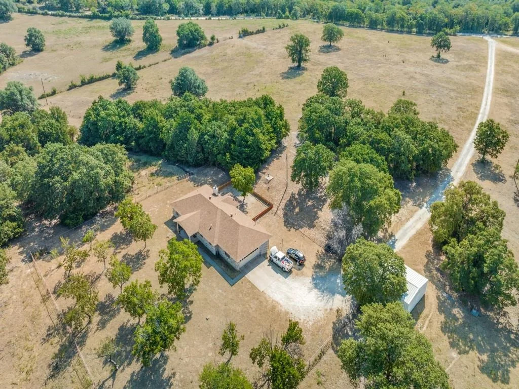 Photo of 868 Nored Road