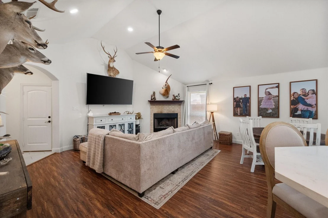 Photo of 1815 Clearbrook Lane