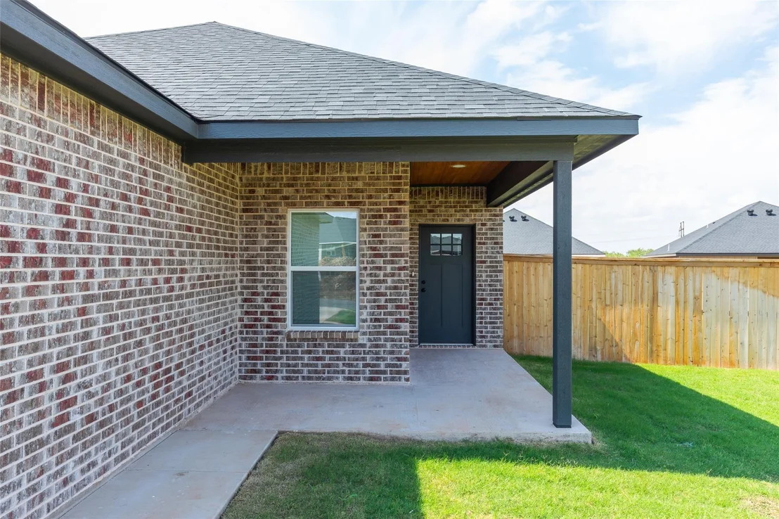 Photo of 7908 Freedom Crest Avenue