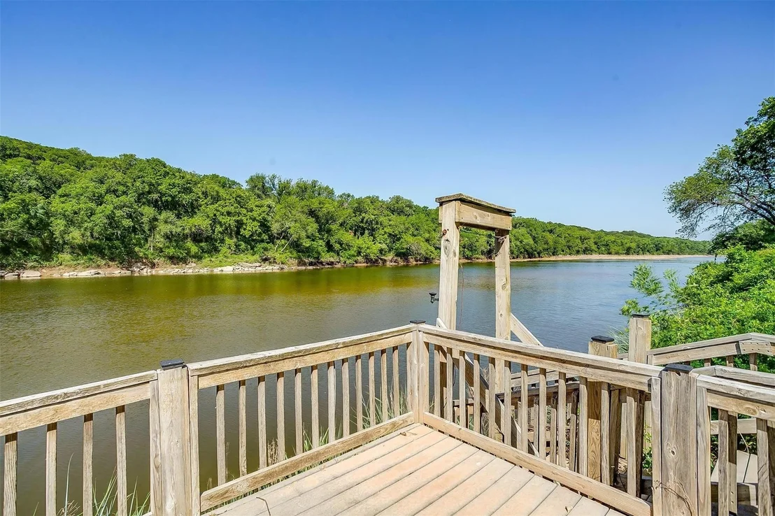 Photo of 9310 Bellechase Road