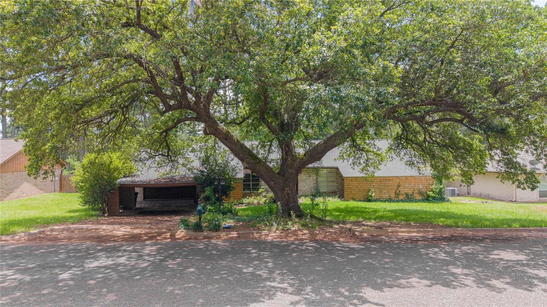 Photo of 1006 Rikkity Lane