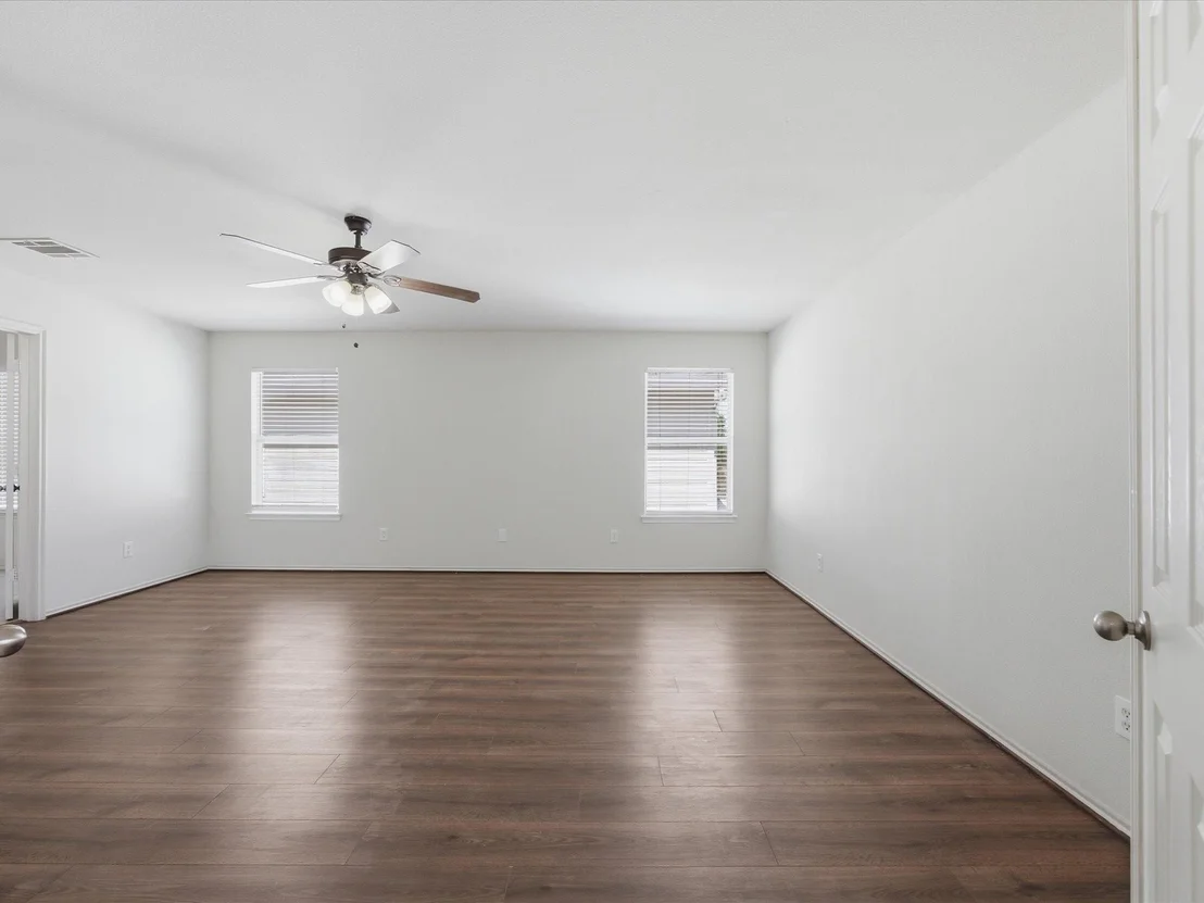 Photo of 2021 Laughlin Road