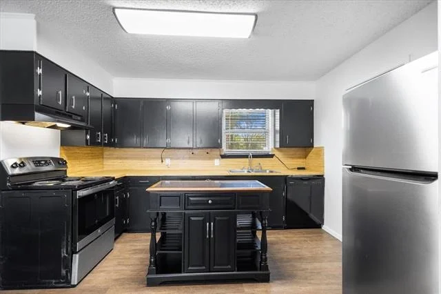 Photo of 14596 Tucker