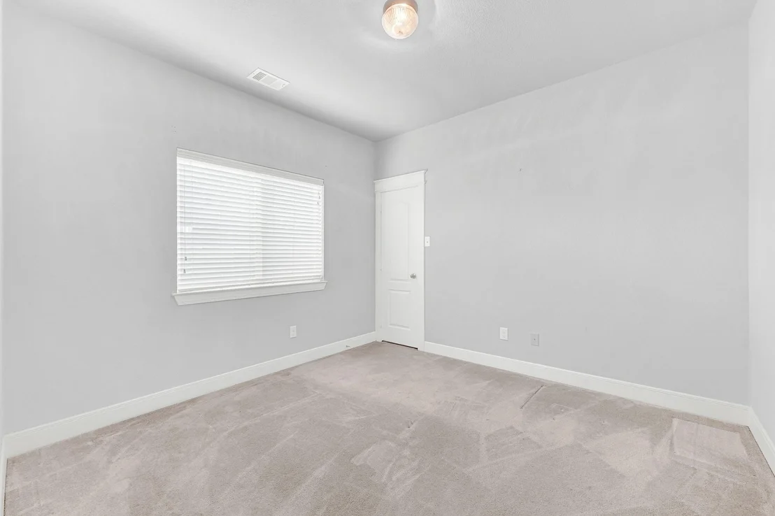 Photo of 630 Candlewood Trail
