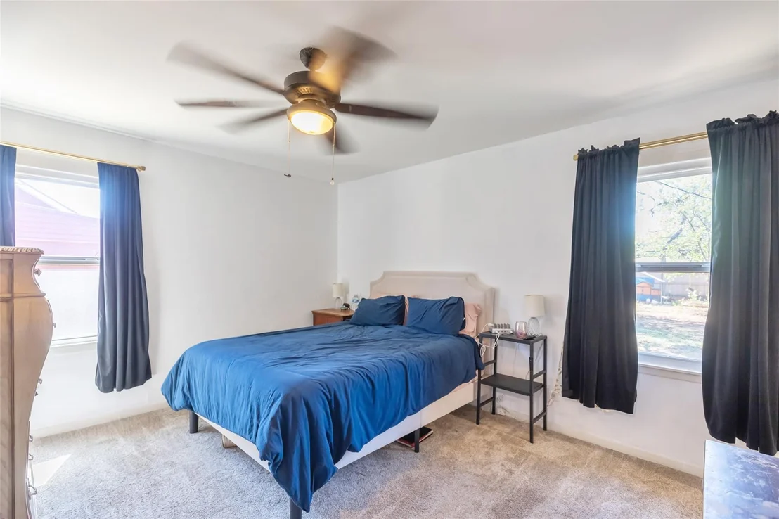 Photo of 720 GLENDALE Drive