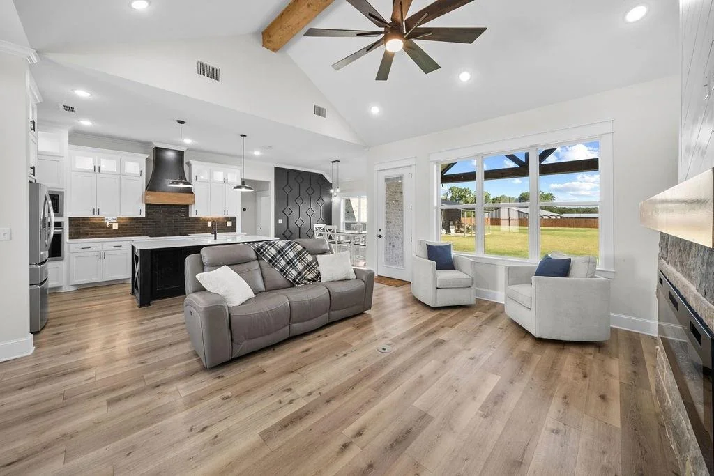 Photo of 16139 Eagle Lane