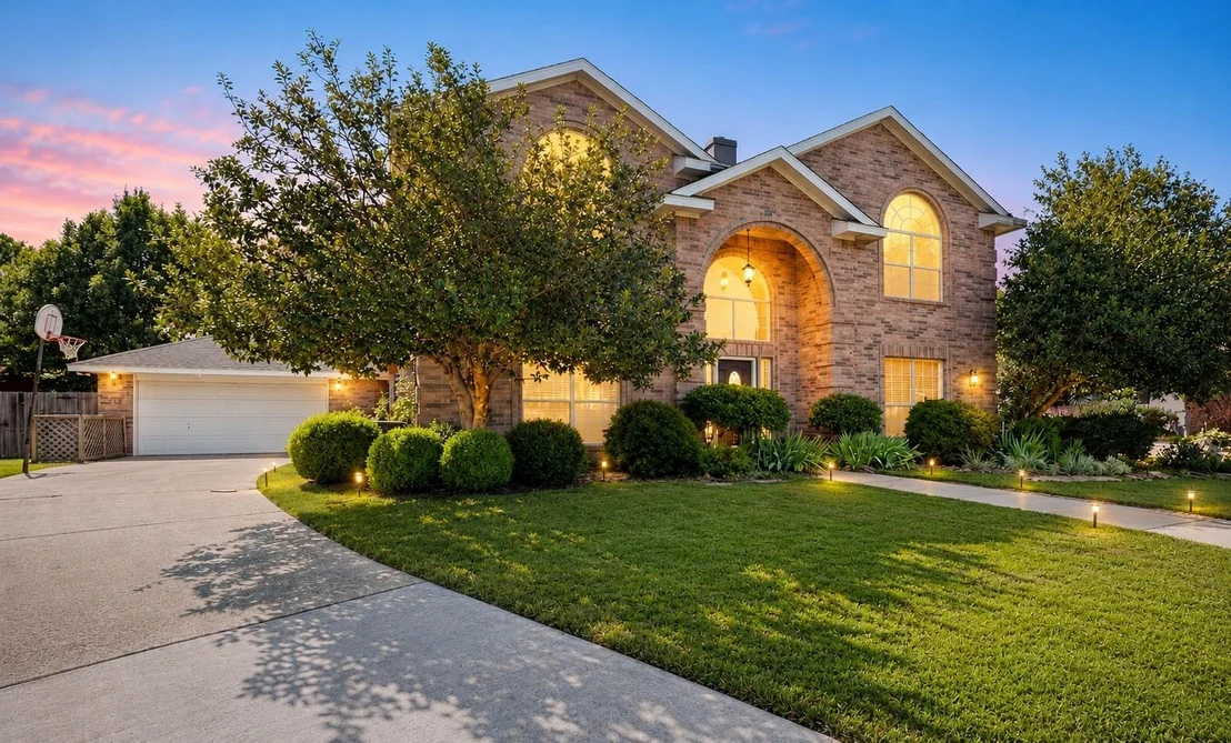Photo of 3509 Mistletoe Lane