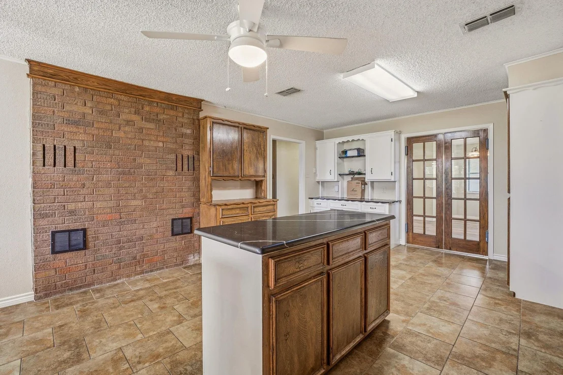 Photo of 621 County Road 484