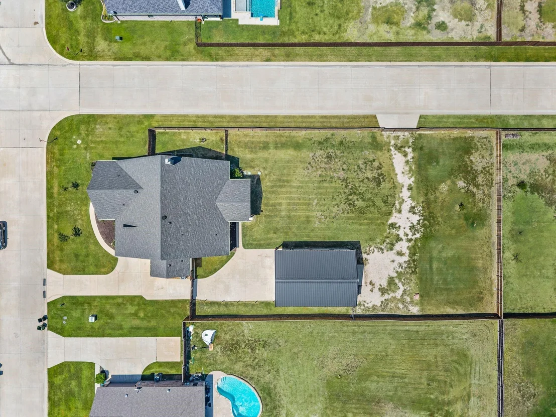 Photo of 8908 Lazy Oak Drive
