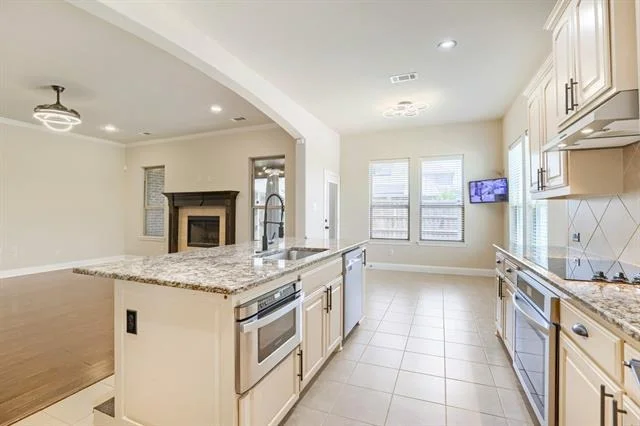 Photo of 123 White Oak Lane