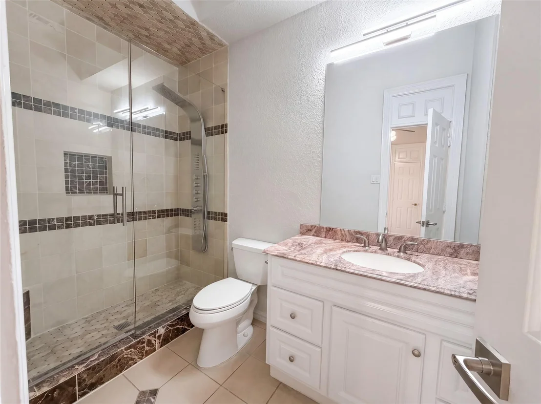 Photo of 2405 Castle Rock Road