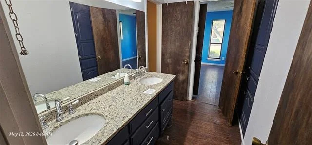 Photo of 2550 Meadow lake Drive