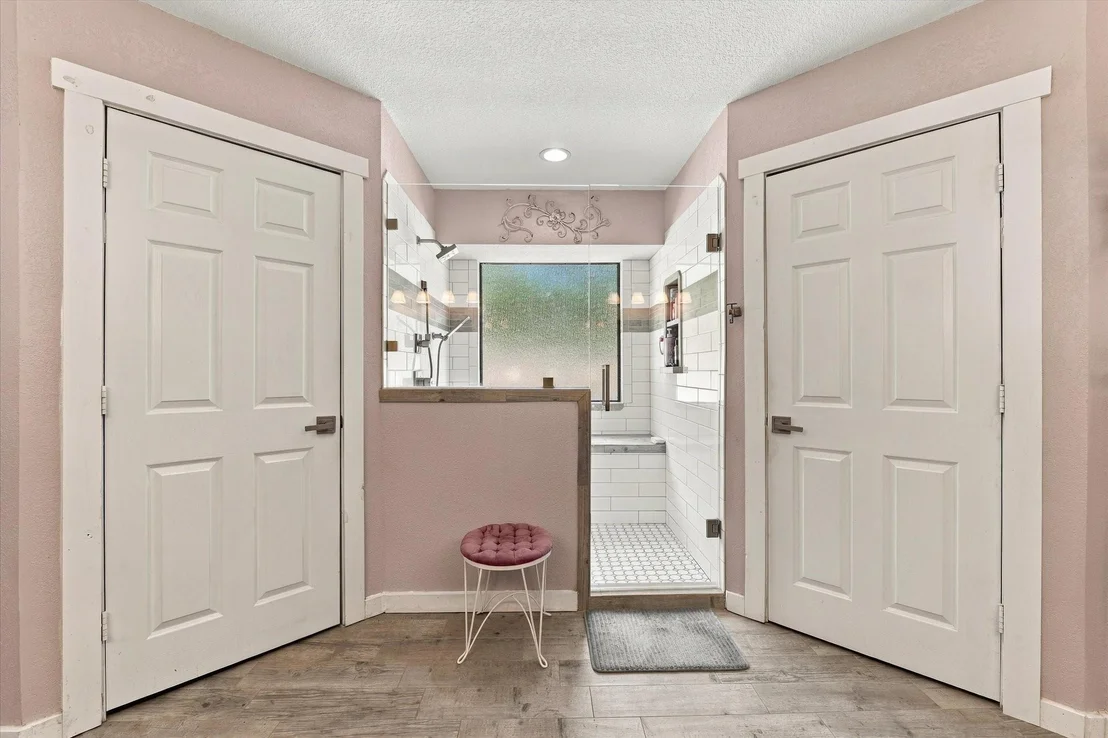 Photo of 1600 Fox Ridge Road
