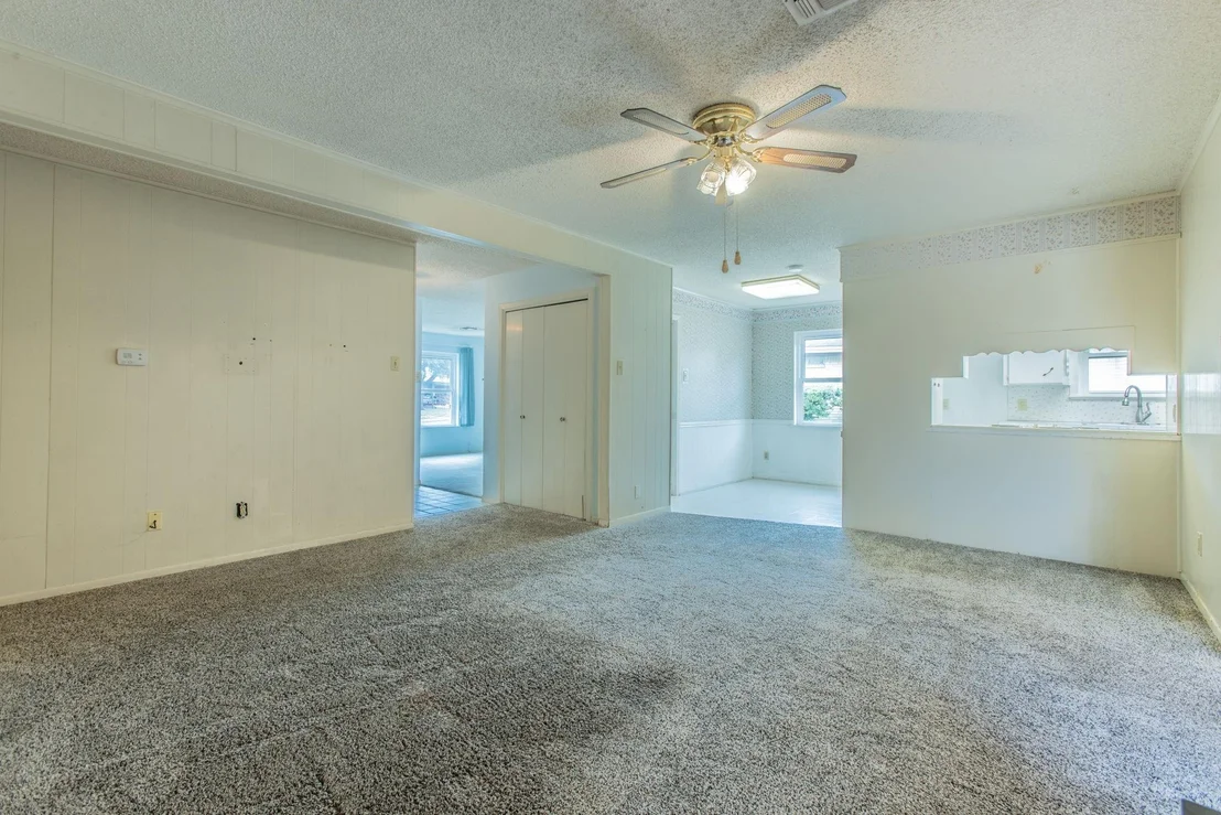 Photo of 5719 Stratford Drive