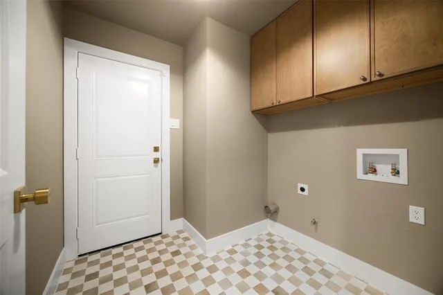 Photo of 6817 Ledyard Drive