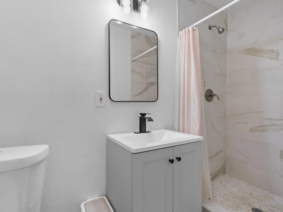 Photo of 9255 Palisade Drive