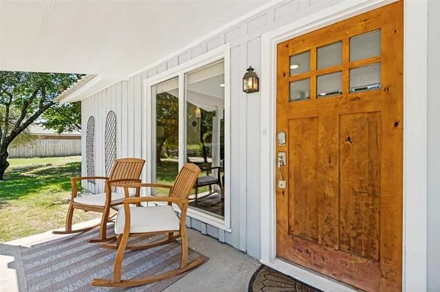 Photo of 111 Live Oak Drive