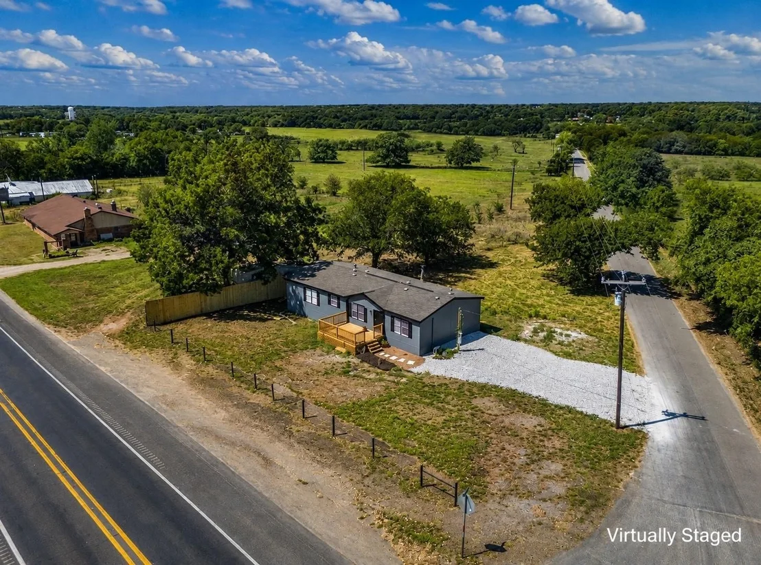 Photo of 18327 Gholson Road