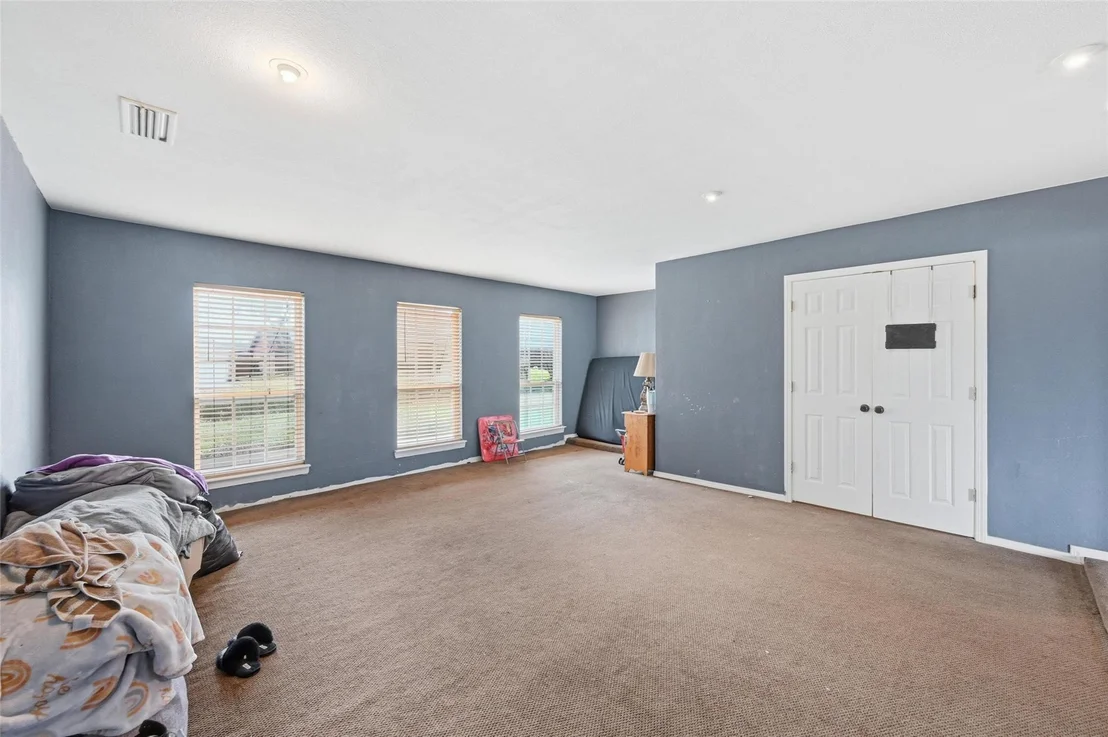 Photo of 905 Brookhaven Drive