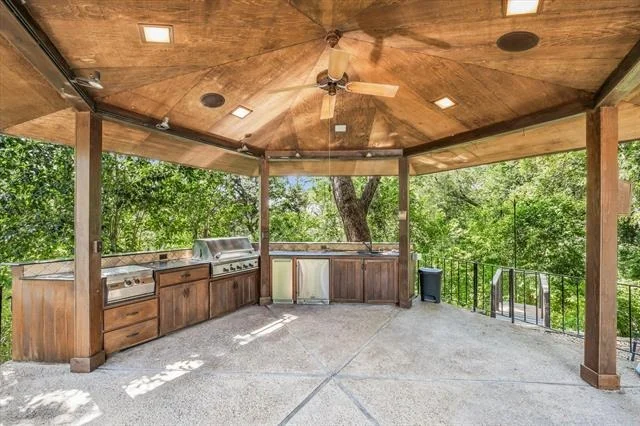 Photo of 3716 Laguna Vista Drive