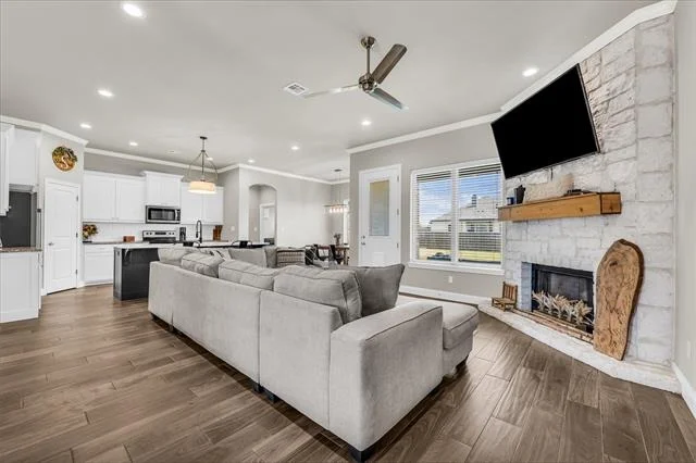 Photo of 10405 Aquilla Trail
