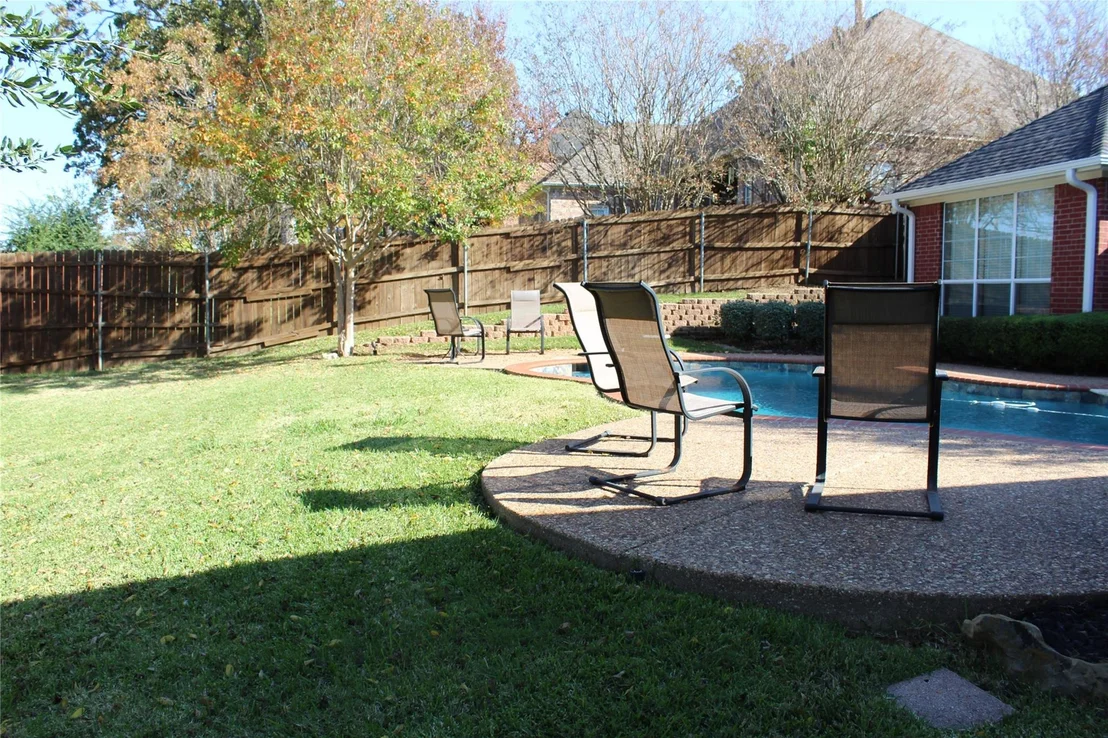 Photo of 2131 Deer Run