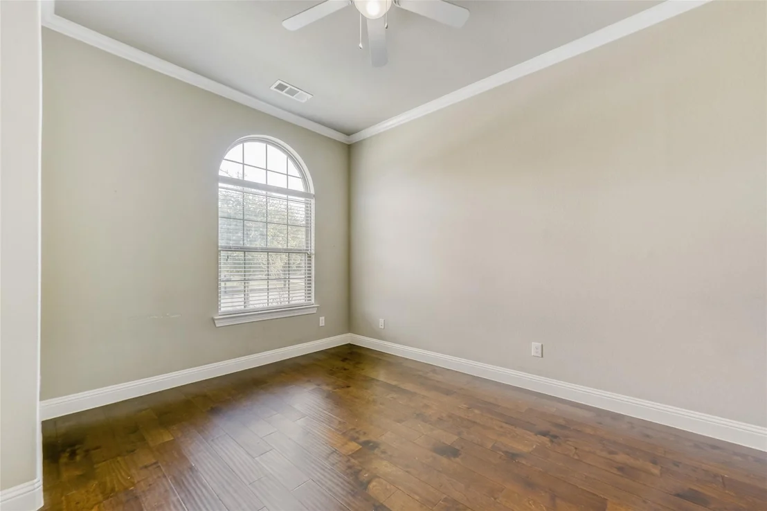 Photo of 1121 7th Street