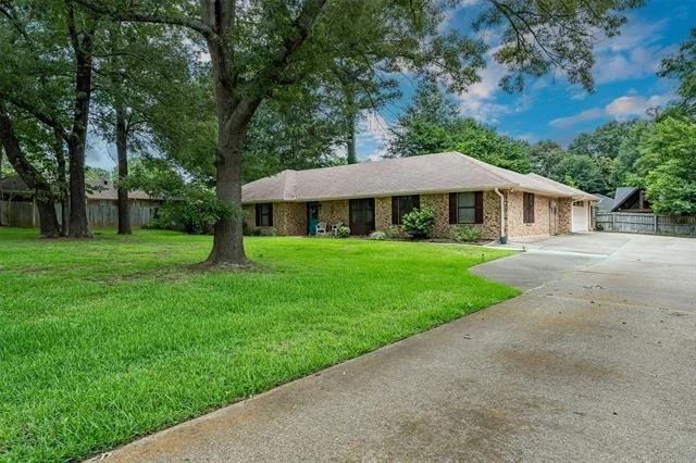 Photo of 354 Royal Circle