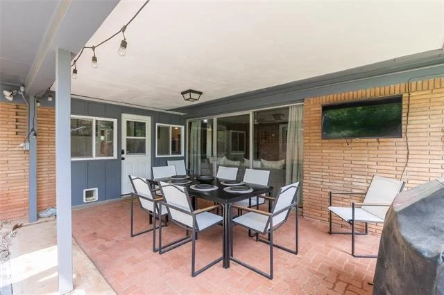 Photo of 734 Westwood Drive